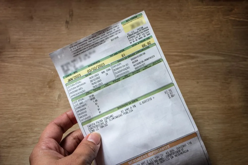 Inscritos no Bolsa família podem ter desconto de 100% na conta de energia; Veja as regras