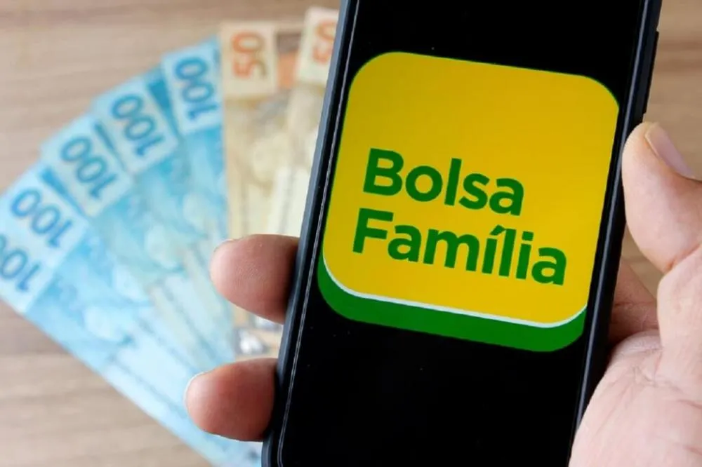 Governo anuncia 13º salário do Bolsa Família em agosto: Saiba quem tem direito