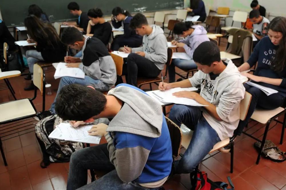 Programa Pé-de-Meia: Veja os requisitos para participar