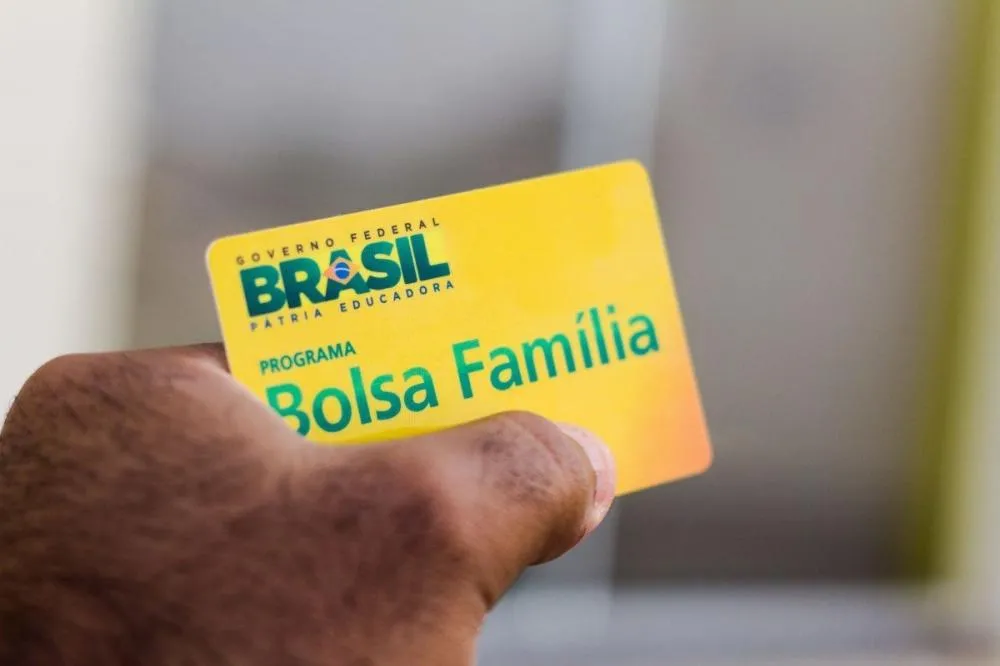 Mudanças no Bolsa Família: Impactos no NIS e ajustes para equilibrar o orçamento de 2025