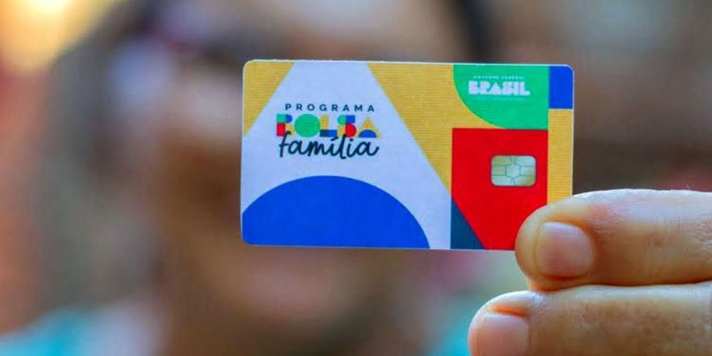Benefício médio do Bolsa Família atinge R$ 686,10 em fevereiro, um dos maiores da história