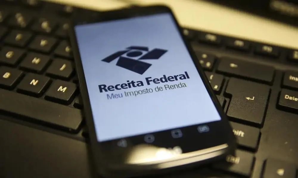 Governadores aceitam IR isento até R$ 5 mil, mas querem compensação