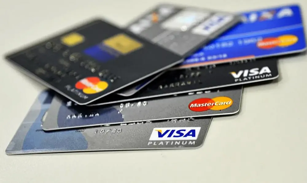 Receita Federal monitora dados de cartão de crédito e pix