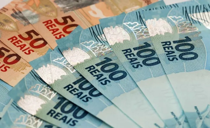 Últimas Horas para Saque Emergencial do FGTS: Caixa Econômica Encerra Prazo para Resposta aos Desastres Naturais