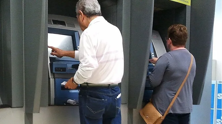INSS paga nesta quinta-feira benefícios com finais 3, 4, 8 e 9; Veja as datas