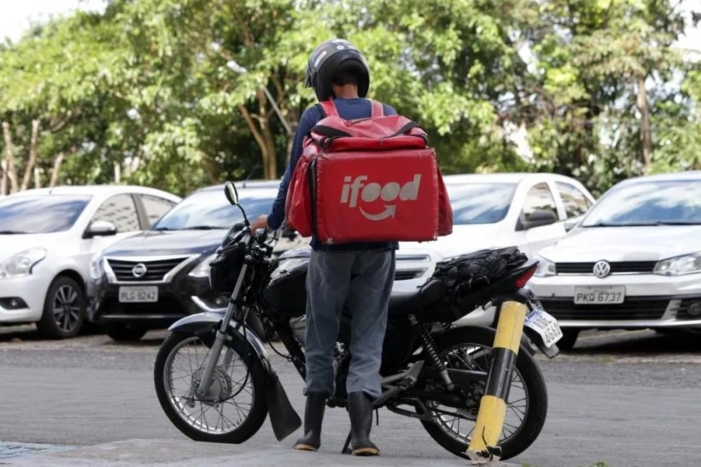 Entregadores da Shopee e Mercado Livre: quanto eles ganham?