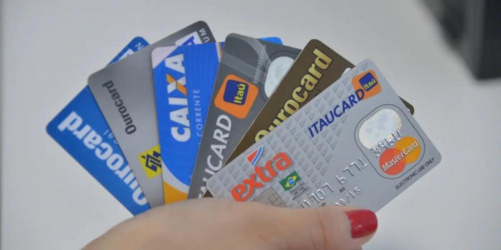 Cartões de Crédito Empresariais: Impulsionando o Sucesso dos Microempreendedores Individuais (MEI)