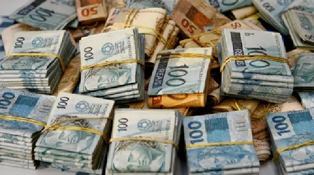 Agiota é preso suspeito de cobrar R$ 250 mil por empréstimo de R$ 12 mil