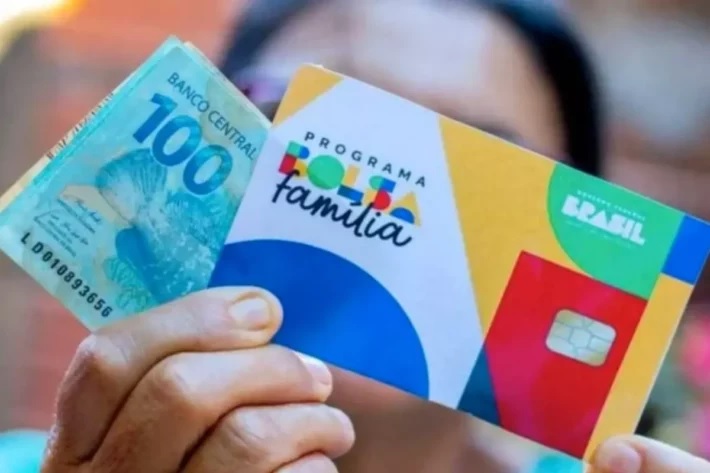 Bolsa Família, Auxílio Gás e pé-de-meia: confira os brasileiros que podem garantir R$ 902 neste mês