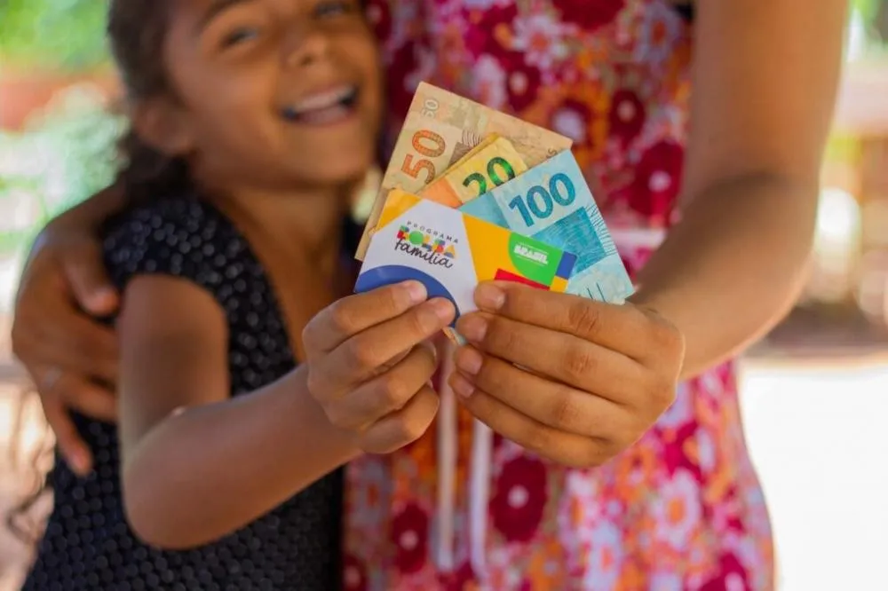 Bolsa Família: Atualização Cadastral e Pagamentos de Maio Garantidos para Famílias em Situação de Vulnerabilidade