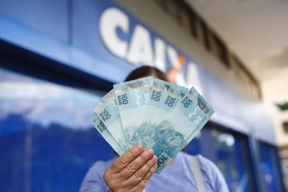 Está liberado!! Auxílio Emergencial de R$ 2 Mil por Família; veja se você tem direito