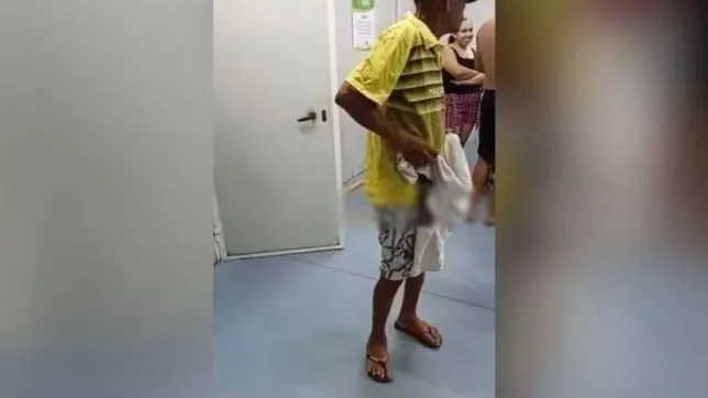 Idoso exagera na Tadalafila, passa horas com “ferramenta” ereta e vai parar no hospital tremendo; veja vídeo!