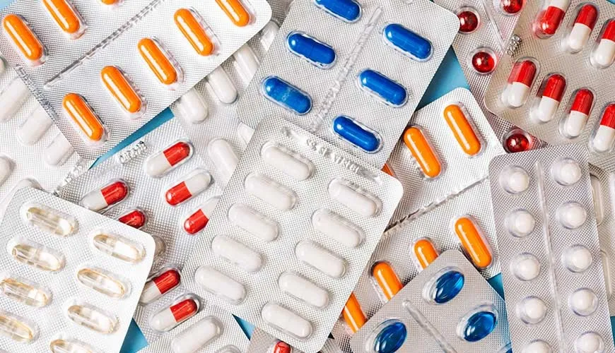 Entenda Por Que os Medicamentos Genéricos São Mais Baratos do Que os de Marca