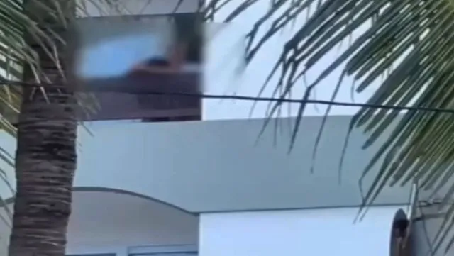 IMAGENS FORTES! Casal é flagrado fazendo sexo na sacada de hotel em praia turística de Salvador. VEJA VÍDEO