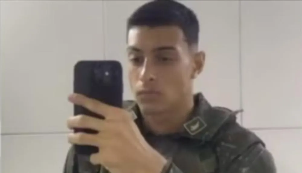 Exército procura soldado que desapareceu de quartel com fuzil e 20 munições