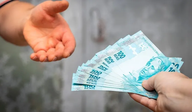 Veja como funciona o Adiantamento Salarial diante a Lei