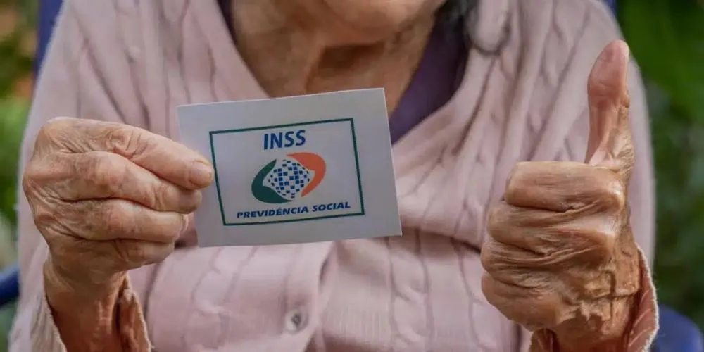 Veja quem pode pedir aposentadoria antes dos 65 anos 