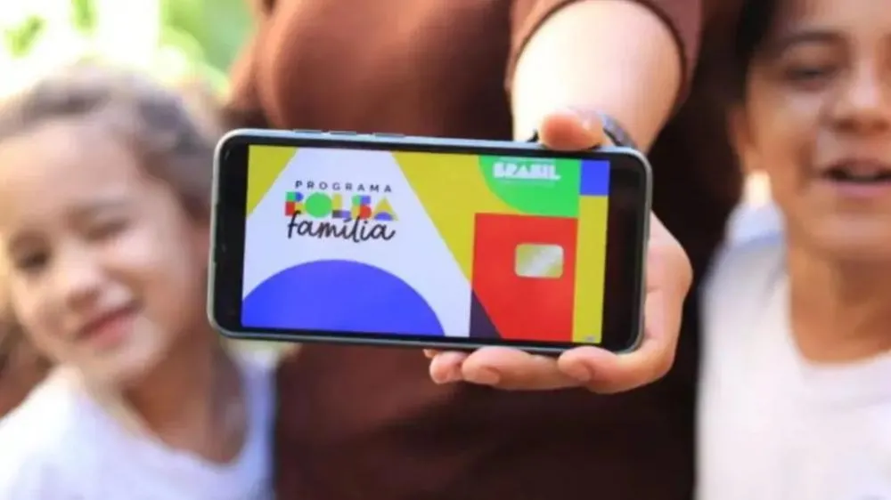 Veja se haverá aumento do Bolsa família de R$800,00 reais